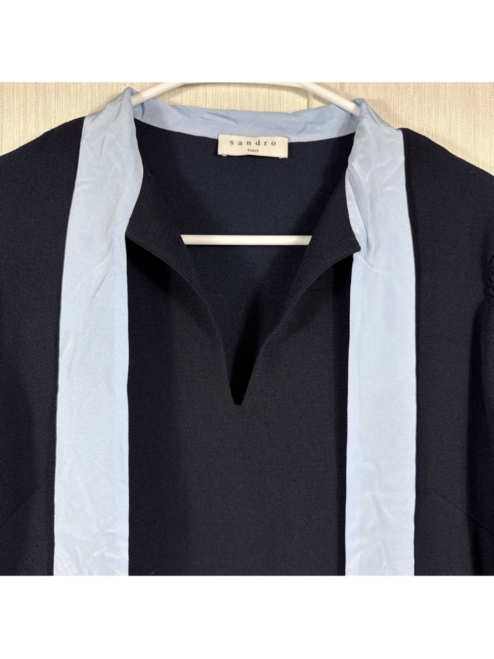 Women’s Sandro Paris Dress S 6 (38) Navy White SilkCuffs Lt Blue Neck Tie V Neck - Picture 3 of 10